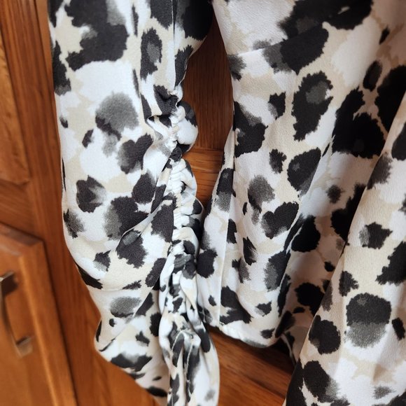 Cabi Animal Print Wrap Blouse - Picture 6 of 10